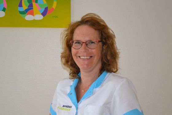 Gerda Elshout, paraveterinair